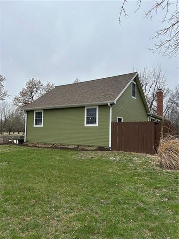 110 Huntington Circle, Pittsburg, KS 66762