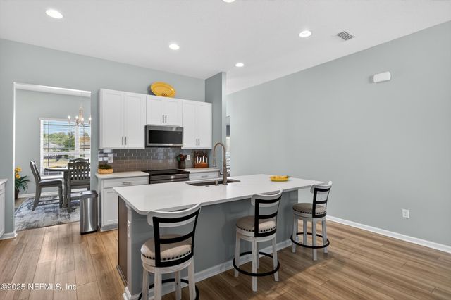 1733 AUSTIN LAKE Way, Middleburg, FL 32068