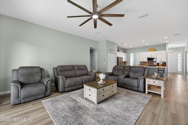 1733 AUSTIN LAKE Way, Middleburg, FL 32068