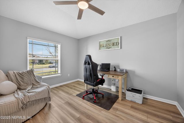 1733 AUSTIN LAKE Way, Middleburg, FL 32068