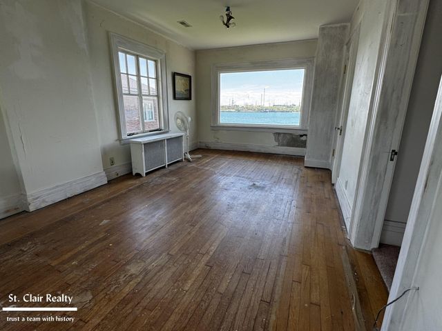 2704 Military Street, Port Huron, MI 48060