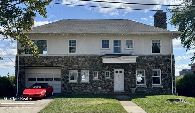 2704 Military Street, Port Huron, MI 48060