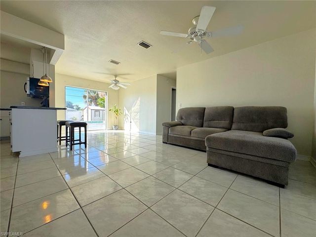 242 Seminole BLVD NW, Port Charlotte, FL 33952