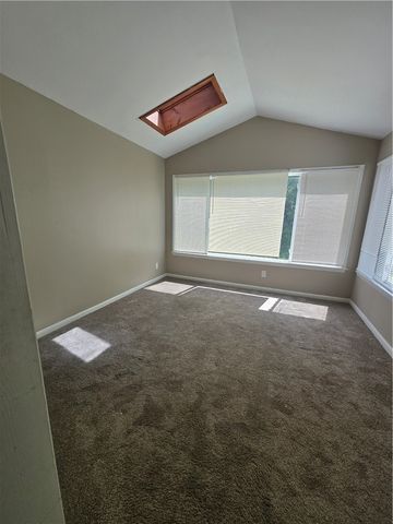 107 Dunbar Dr, Wilkins Twp, PA 15235