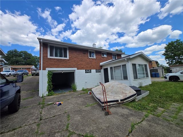 107 Dunbar Dr, Wilkins Twp, PA 15235