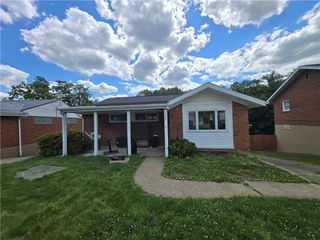 107 Dunbar Dr, Wilkins Twp, PA 15235