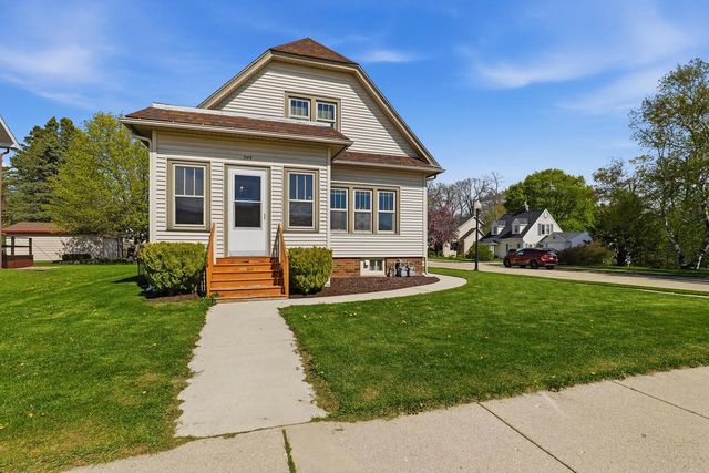 944 Detroit STREET, Sheboygan Falls, WI 53085