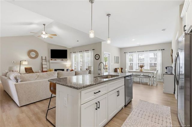 27 Copperhead Lane, Benson, NC 27504