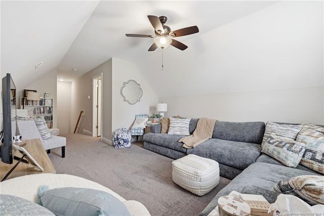 27 Copperhead Lane, Benson, NC 27504