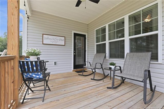 27 Copperhead Lane, Benson, NC 27504