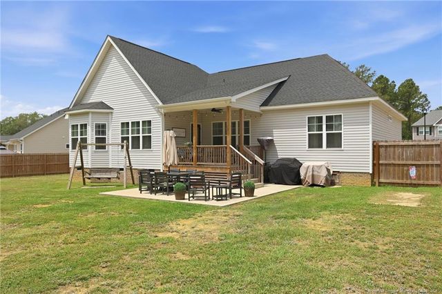 27 Copperhead Lane, Benson, NC 27504