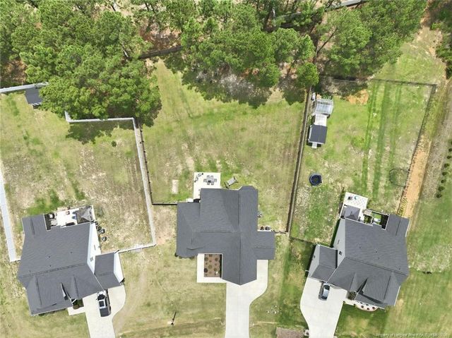 27 Copperhead Lane, Benson, NC 27504