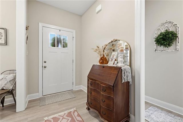 27 Copperhead Lane, Benson, NC 27504