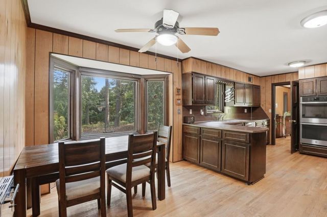 1605 Saint Tropez Way, Atlanta, GA 30350