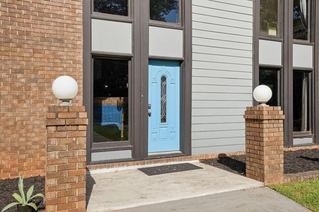 1605 Saint Tropez Way, Atlanta, GA 30350