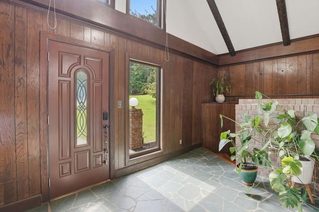 1605 Saint Tropez Way, Atlanta, GA 30350