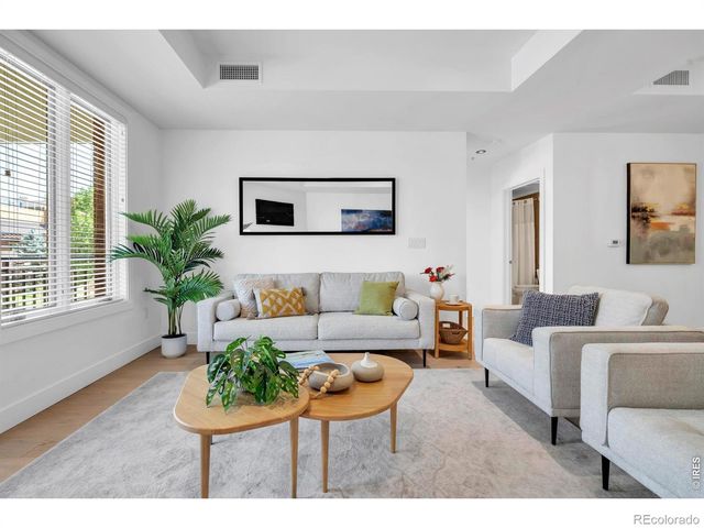 3301 Arapahoe Avenue 209, Boulder, CO 80303