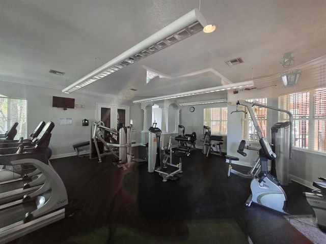 10306 Fox Trail Road S 912, West Palm Beach, FL 33411