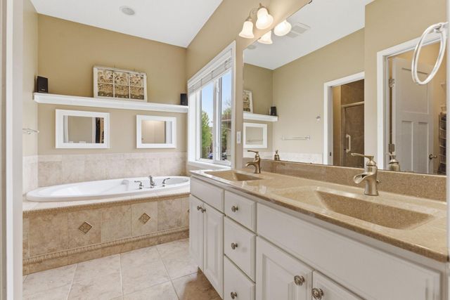 3098 Grouse Circle NW, Prior Lake, MN 55372
