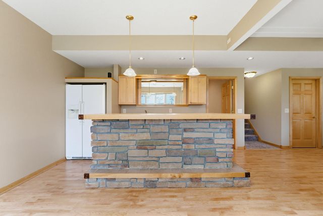 3098 Grouse Circle NW, Prior Lake, MN 55372