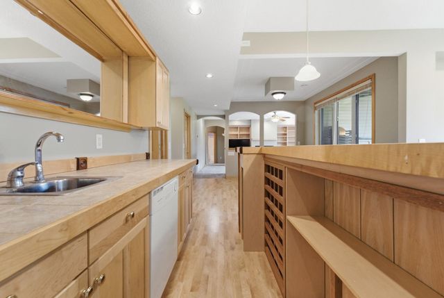 3098 Grouse Circle NW, Prior Lake, MN 55372
