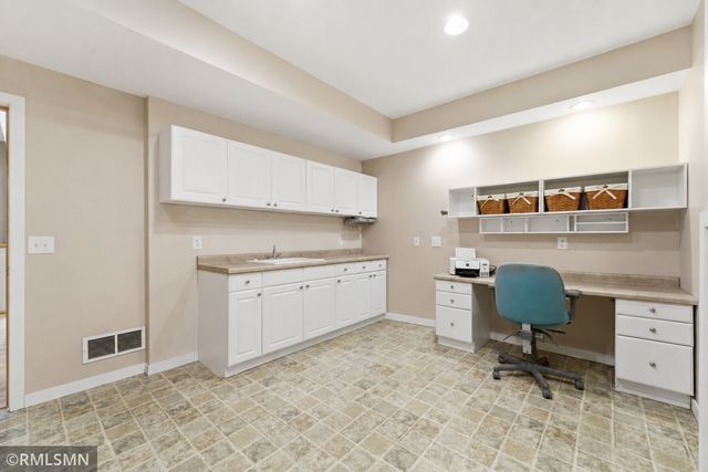 3098 Grouse Circle NW, Prior Lake, MN 55372