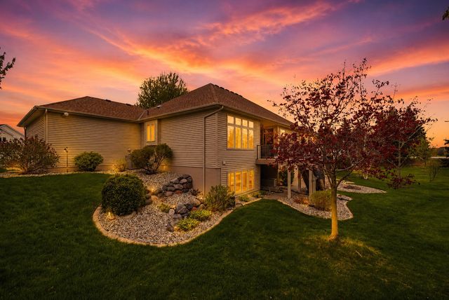 3098 Grouse Circle NW, Prior Lake, MN 55372