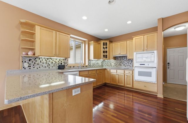 3098 Grouse Circle NW, Prior Lake, MN 55372