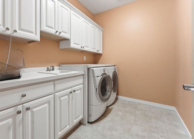 3098 Grouse Circle NW, Prior Lake, MN 55372