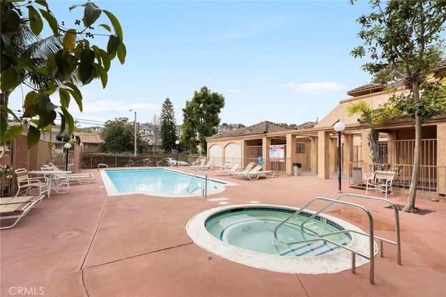 4161 Hathaway Avenue 46, Long Beach, CA 90815