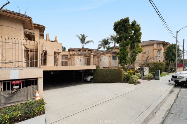 4161 Hathaway Avenue 46, Long Beach, CA 90815