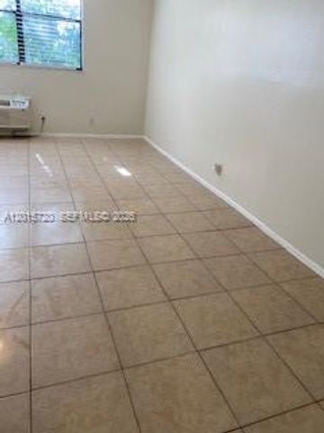 2401 Riverside Dr 408-B, Coral Springs, FL 33065