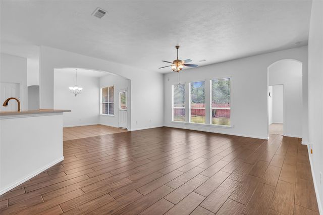 3031 Clover Trace Drive, Spring, TX 77386