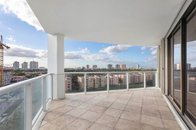 19500 Turnberry Way 9D, Aventura, FL 33180