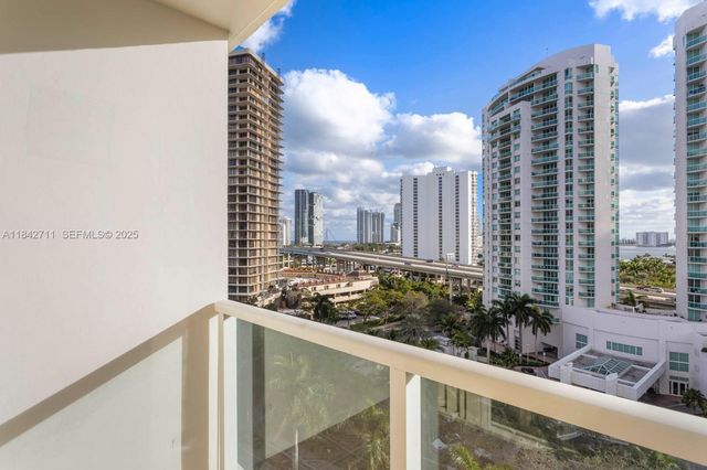 19500 Turnberry Way 9D, Aventura, FL 33180
