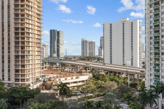 19500 Turnberry Way 9D, Aventura, FL 33180