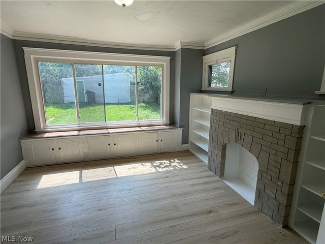 8602 Jeffries Avenue, Cleveland, OH 44105