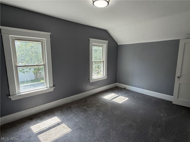 8602 Jeffries Avenue, Cleveland, OH 44105