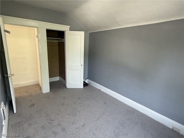 8602 Jeffries Avenue, Cleveland, OH 44105