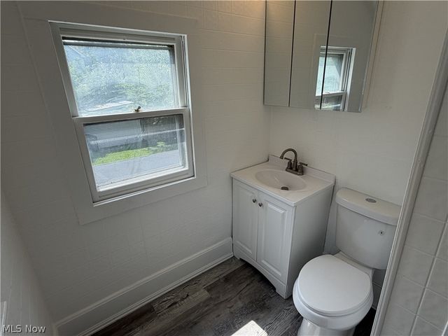 8602 Jeffries Avenue, Cleveland, OH 44105
