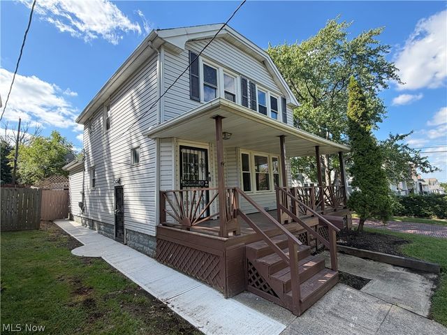 8602 Jeffries Avenue, Cleveland, OH 44105