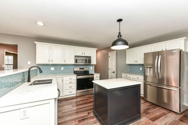 13931 Naples Drive, Fishers, IN 46038