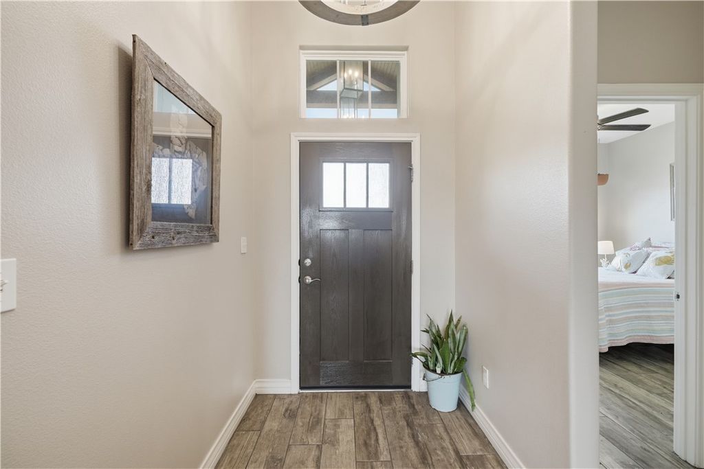 7802 Krypton Dr, Corpus Christi, TX 78414 — photo 5