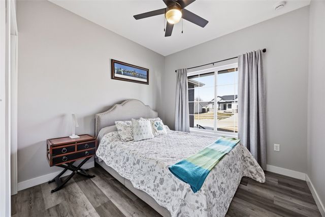 225 Meadow Breeze Lane, Center Point, IA 52213