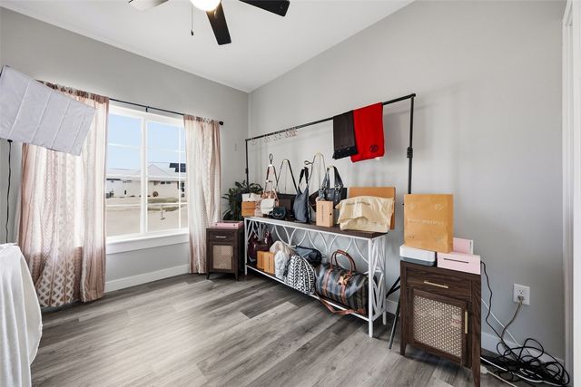 225 Meadow Breeze Lane, Center Point, IA 52213