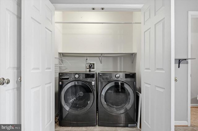 160 BALTUSROL DR, Charles Town, WV 25414