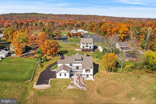 1823 RIDGE RD, Perkasie, PA 18944
