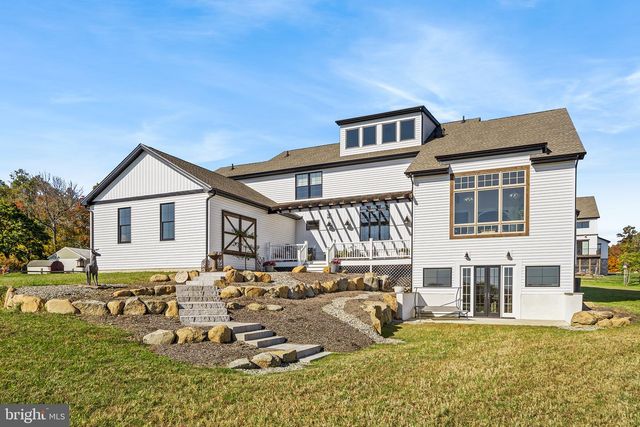 1823 RIDGE RD, Perkasie, PA 18944