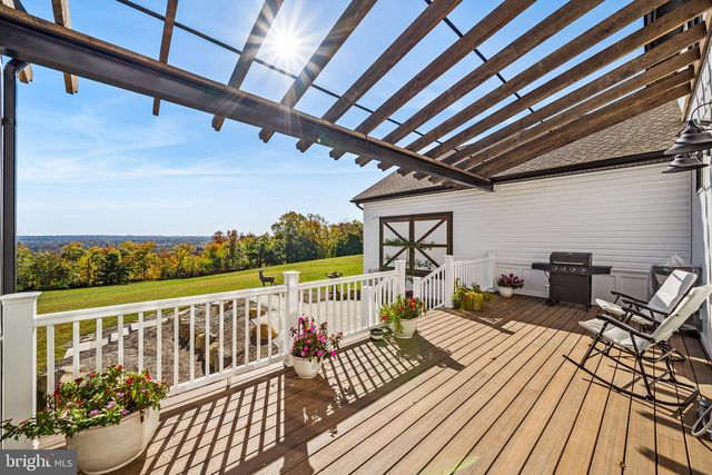 1823 RIDGE RD, Perkasie, PA 18944