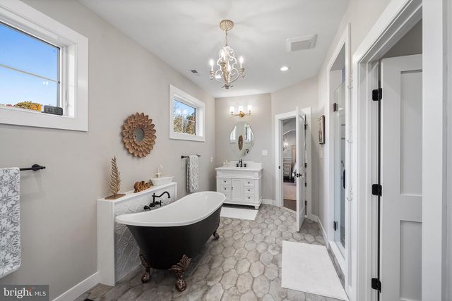 1823 RIDGE RD, Perkasie, PA 18944